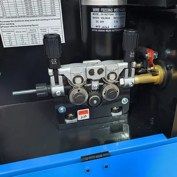 DIGIMIG-350-COMBO-LCD-podajnik-drutu-700x700-1-600x600.webp