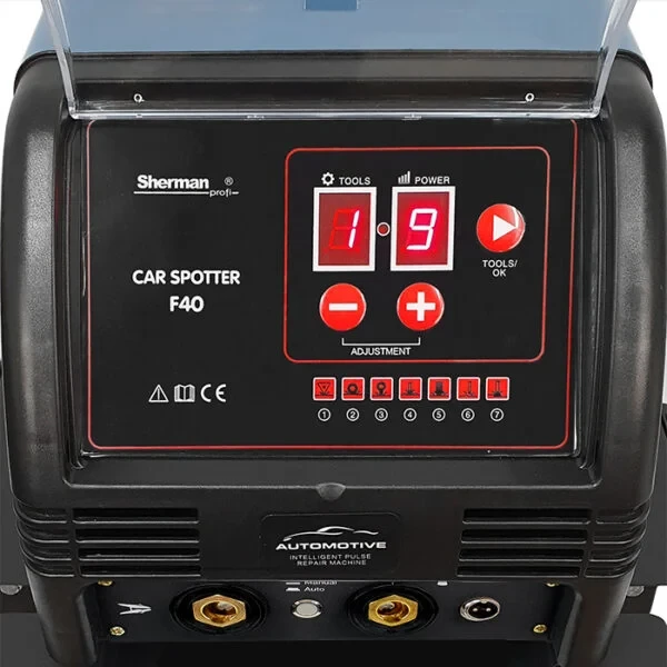Car-Spotter-F40-panel-sterowania-700-600x600.webp