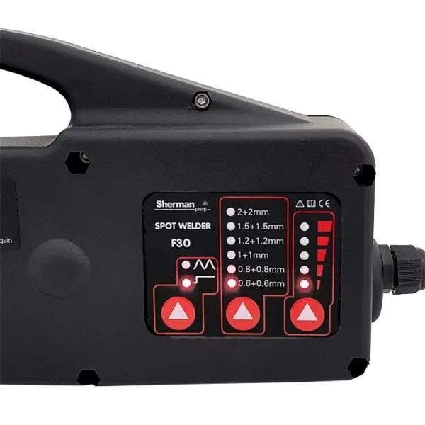 spotter-F30-panel-700-600x600.webp